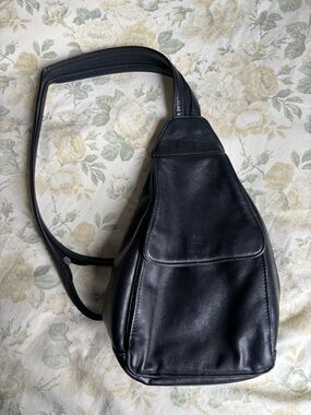 Vintage leather sling bag